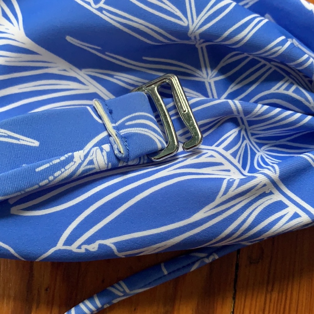 Medium size light blue bikini set - Picture 2 of 4